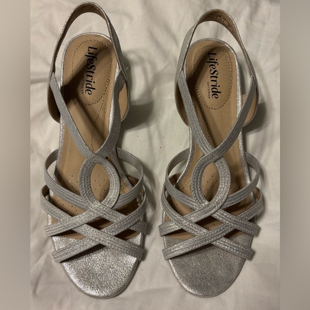 Life Stride YaYa Women's Silver Strappy Sandals Size 8 1/2W